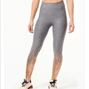 Beyond Yoga -Alloy Legging XS- Grey/Gold
